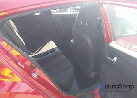 2016 Hyundai Veloster from USA, damaged, VIN KMHTC6AD8GU280144